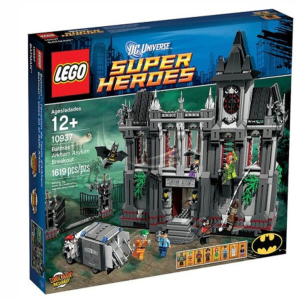 LEGO® 10937 - Arkham Asylum Breakout