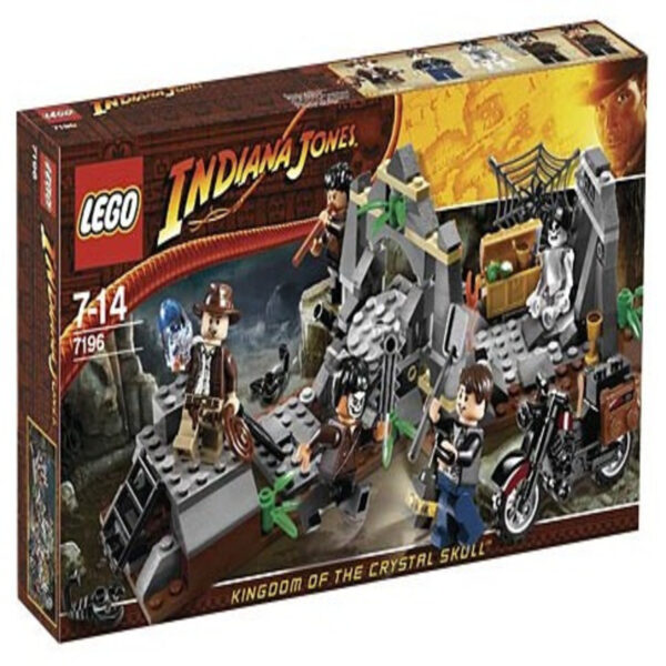 LEGO® Indiana Jones 7196 - Chauchilla Cemetery Battle